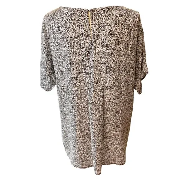 NWOT DR 2 Black & White Animal Print Top - Picture 3 of 6